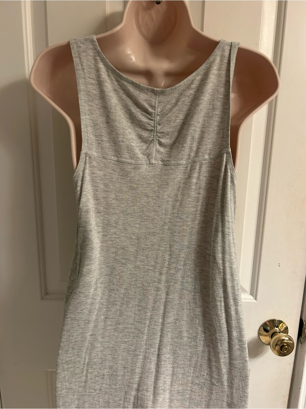 Women’s Gaiam Sleeveless Gray Graphic Tank Top - Picture 8 of 11